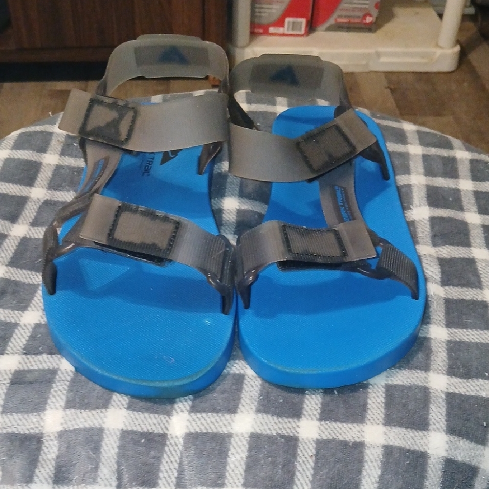 Ozark Trail Men Sandals in Blue and Gray